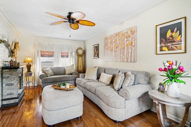 1010 Moss Dr., Surfside Beach, SC 29575
