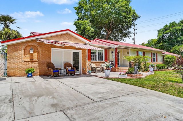 1010 Moss Dr., Surfside Beach, SC 29575