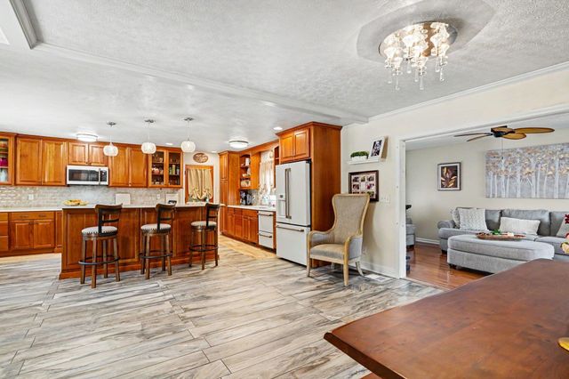 1010 Moss Dr., Surfside Beach, SC 29575