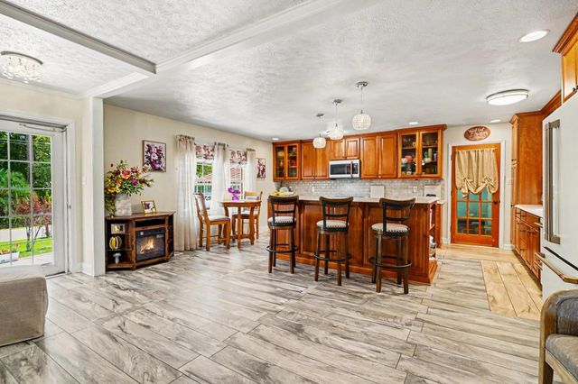 1010 Moss Dr., Surfside Beach, SC 29575
