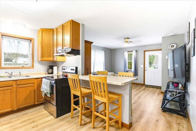 1004 S 19TH AVENUE, Wisconsin Rapids, WI 54495