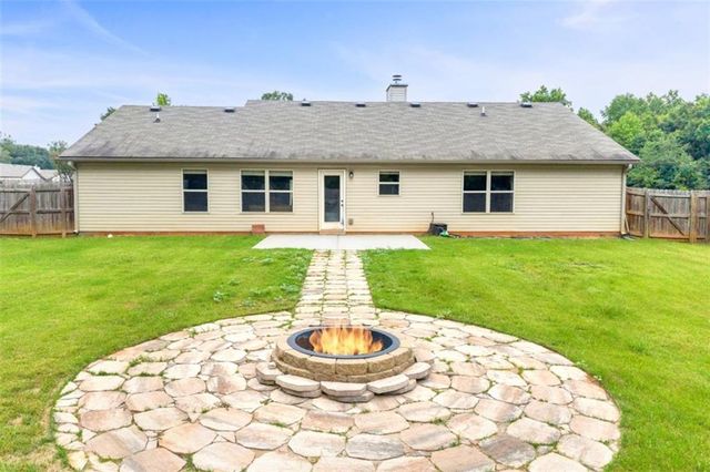 1208 Bethany Estates Court, Monroe, GA 30655