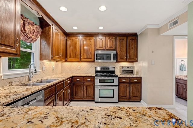 716 Coralview Ter, Midlothian, VA 23114