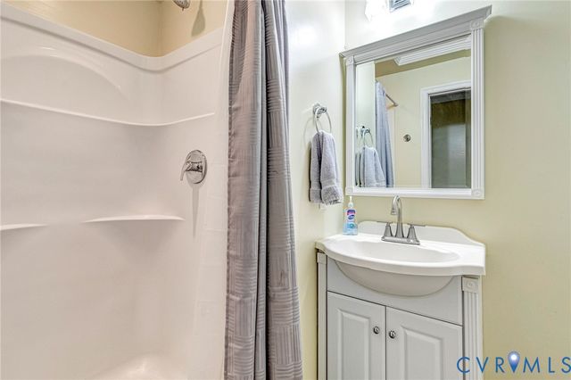 716 Coralview Ter, Midlothian, VA 23114