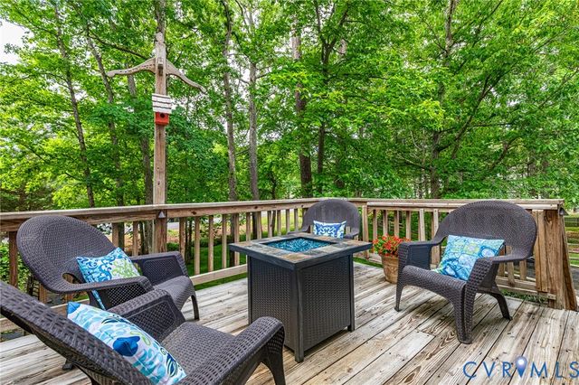 716 Coralview Ter, Midlothian, VA 23114
