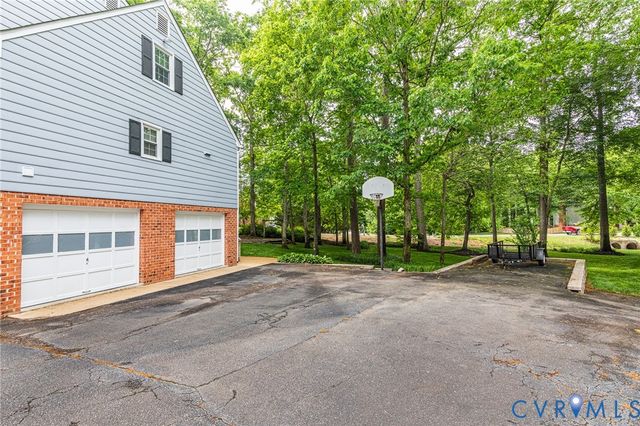 716 Coralview Ter, Midlothian, VA 23114