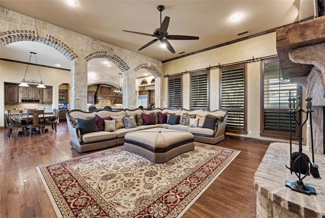 1061 Kingsbridge Lane, Mclendon Chisholm, TX 75032