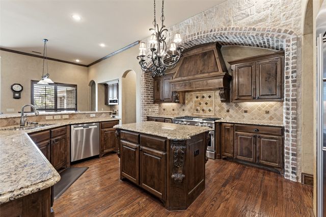 1061 Kingsbridge Lane, Mclendon Chisholm, TX 75032