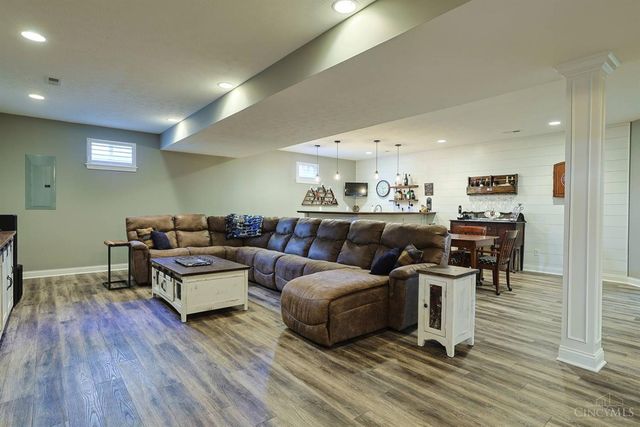 2058 Bridgewater Lane, Monroe, OH 45050
