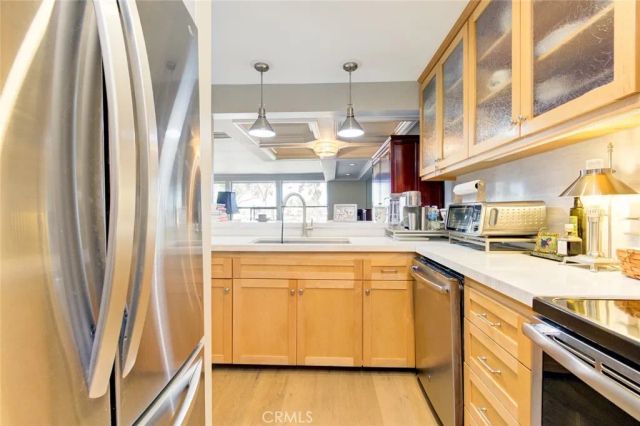 5201 Marina Pacifica S, Long Beach, CA 90803