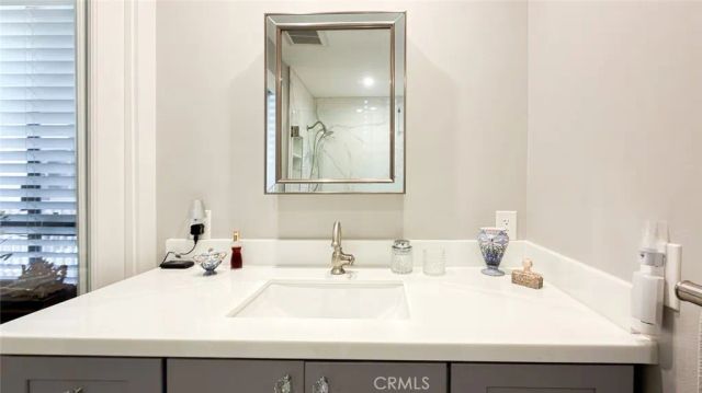 5201 Marina Pacifica S, Long Beach, CA 90803