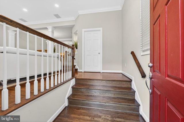 7522 CHRISLAND CV, Falls Church, VA 22042