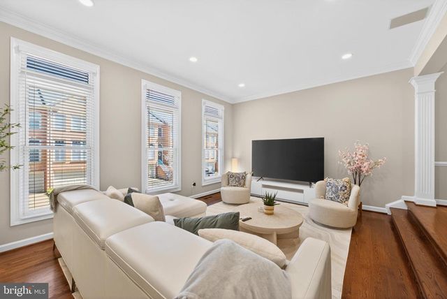 7522 CHRISLAND CV, Falls Church, VA 22042