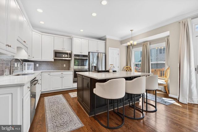 7522 CHRISLAND CV, Falls Church, VA 22042