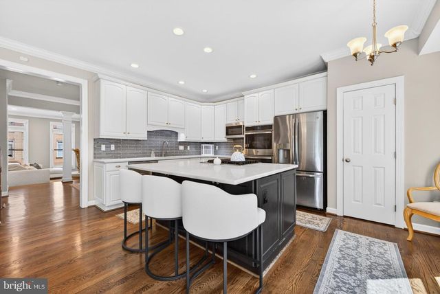 7522 CHRISLAND CV, Falls Church, VA 22042