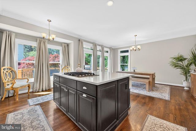 7522 CHRISLAND CV, Falls Church, VA 22042