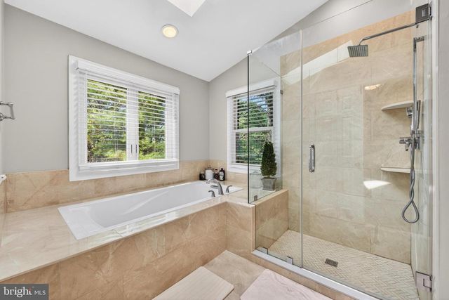 7522 CHRISLAND CV, Falls Church, VA 22042