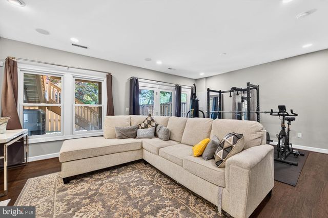 7522 CHRISLAND CV, Falls Church, VA 22042