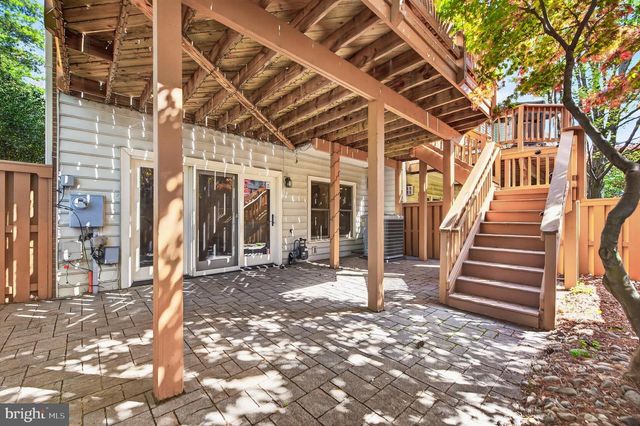 7522 CHRISLAND CV, Falls Church, VA 22042