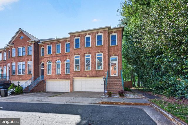 7522 CHRISLAND CV, Falls Church, VA 22042