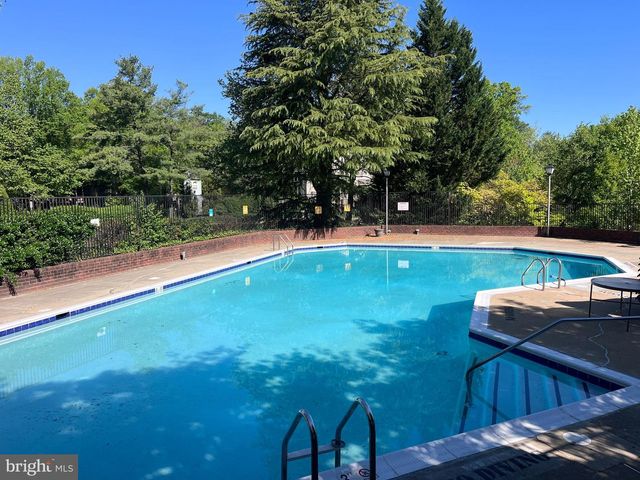 7522 CHRISLAND CV, Falls Church, VA 22042