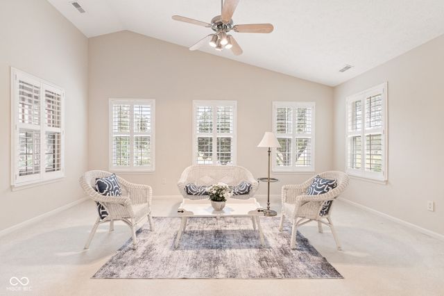 17837 Crown Pointe Court, Noblesville, IN 46062
