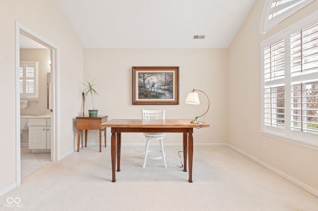 17837 Crown Pointe Court, Noblesville, IN 46062