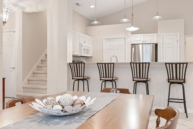 17837 Crown Pointe Court, Noblesville, IN 46062