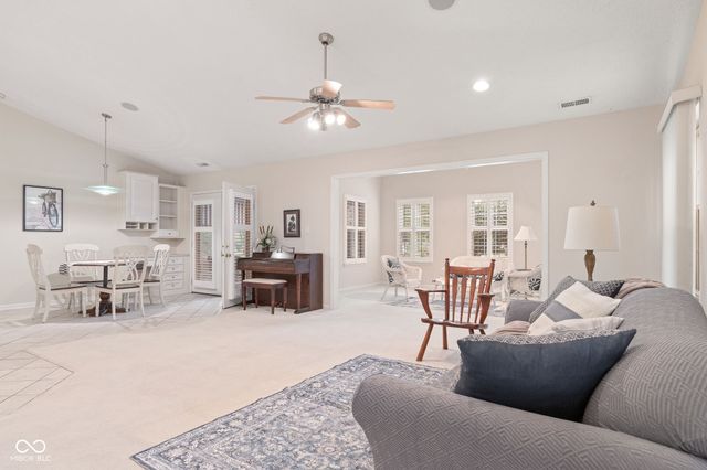 17837 Crown Pointe Court, Noblesville, IN 46062