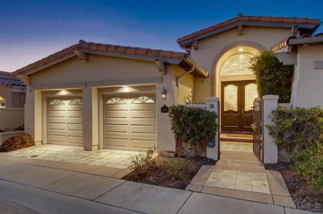 5448 Caminito Bayo, La Jolla, CA 92037