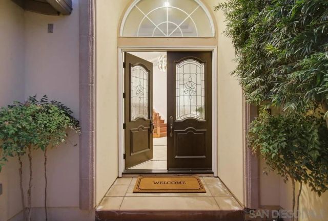 5448 Caminito Bayo, La Jolla, CA 92037