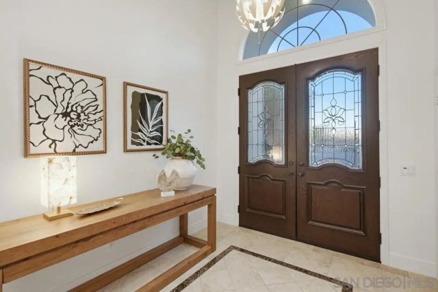 5448 Caminito Bayo, La Jolla, CA 92037