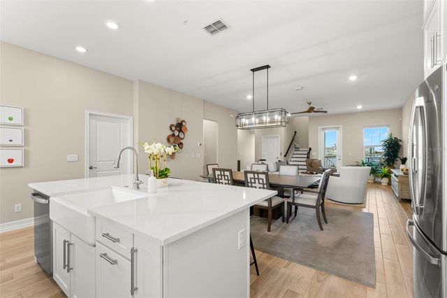 5351 BRIDGE STREET 19, Tampa, FL 33611