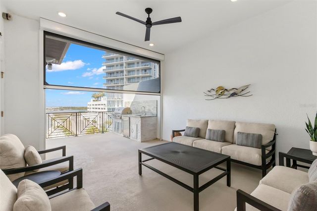 5351 BRIDGE STREET 19, Tampa, FL 33611