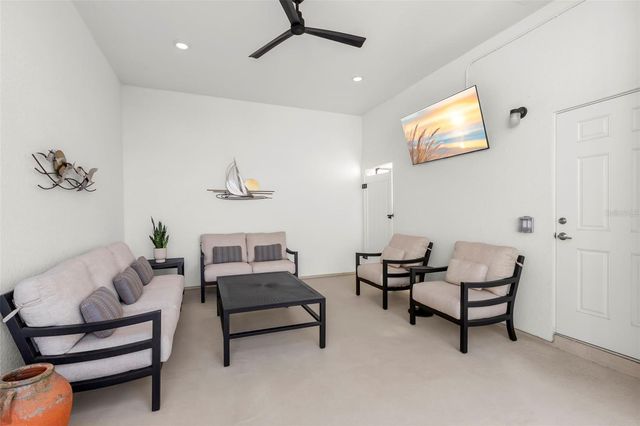 5351 BRIDGE STREET 19, Tampa, FL 33611