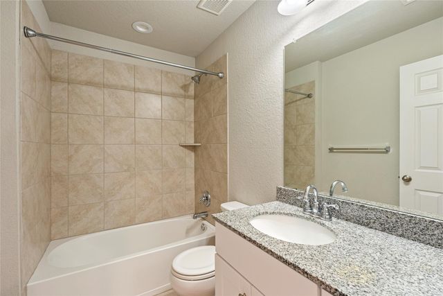 1704 Los Olivios WAY, Austin, TX 78725