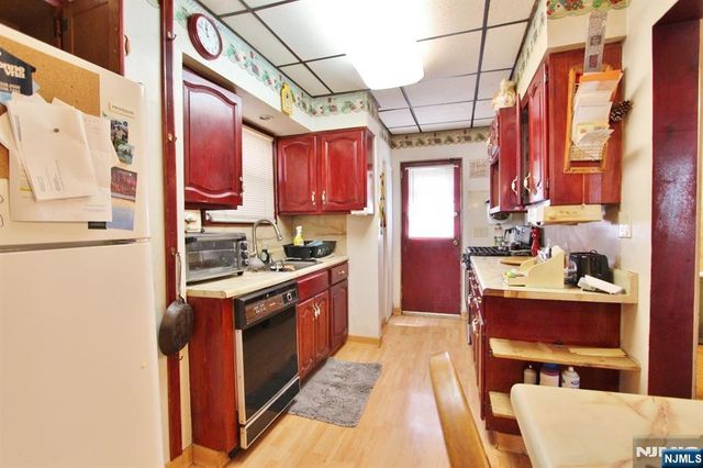 8610 Columbia Avenue, North Bergen, NJ 07047