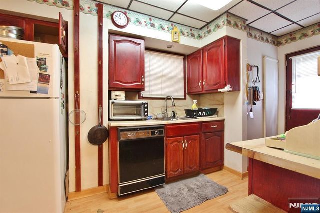 8610 Columbia Avenue, North Bergen, NJ 07047