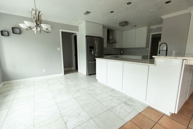 2600 Robert E Lee Dr, Deridder, LA 70634