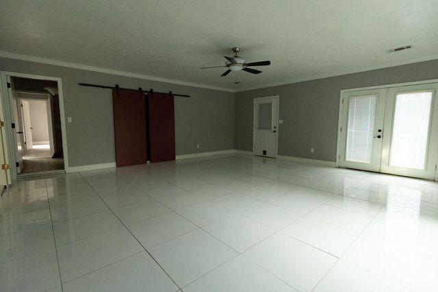 2600 Robert E Lee Dr, Deridder, LA 70634