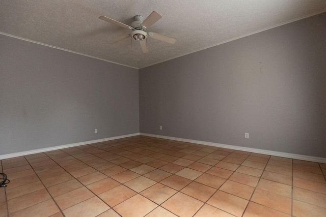 2600 Robert E Lee Dr, Deridder, LA 70634