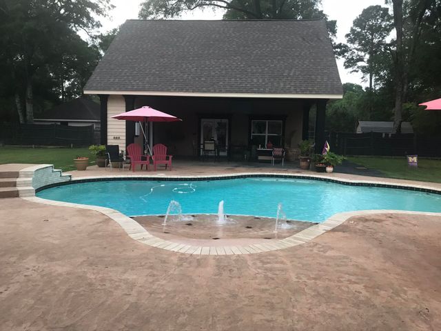 2600 Robert E Lee Dr, Deridder, LA 70634