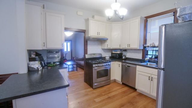 2502 18th Avenue S, Minneapolis, MN 55404