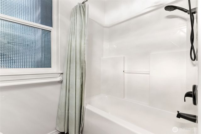 7094 SW Dundee Court, Port Orchard, WA 98367