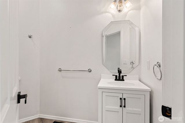 7094 SW Dundee Court, Port Orchard, WA 98367