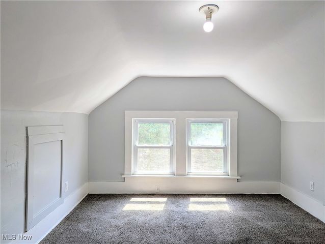 82 Detroit Street, Akron, OH 44305