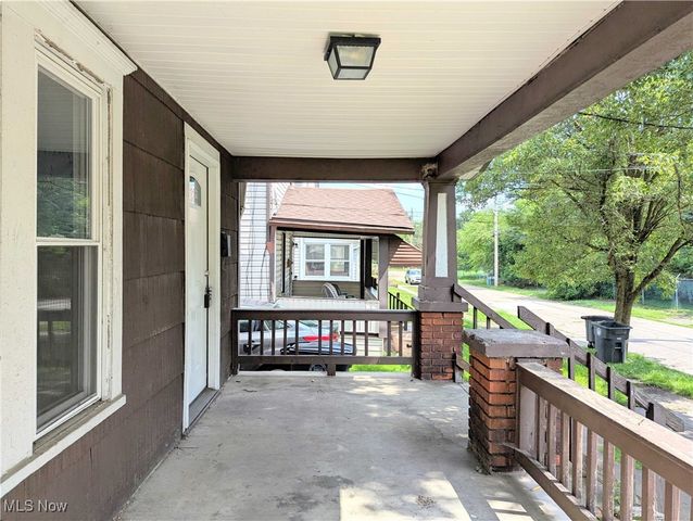 82 Detroit Street, Akron, OH 44305