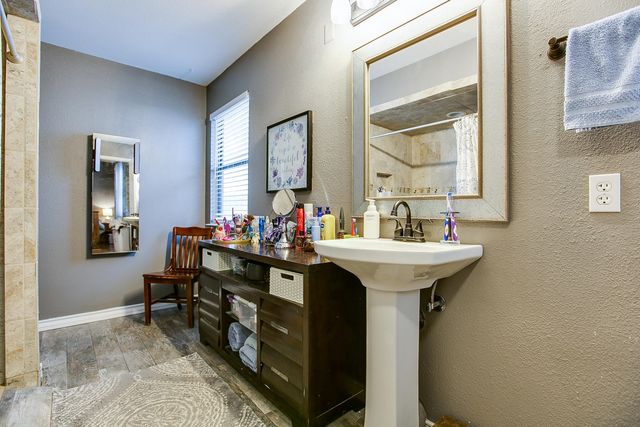 140 Stoneham Street, San Angelo, TX 76905