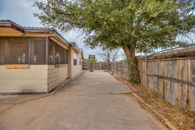 140 Stoneham Street, San Angelo, TX 76905