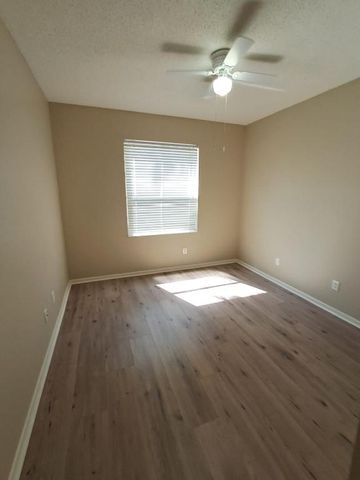 223 E Coral Trace Circle, Delray Beach, FL 33445